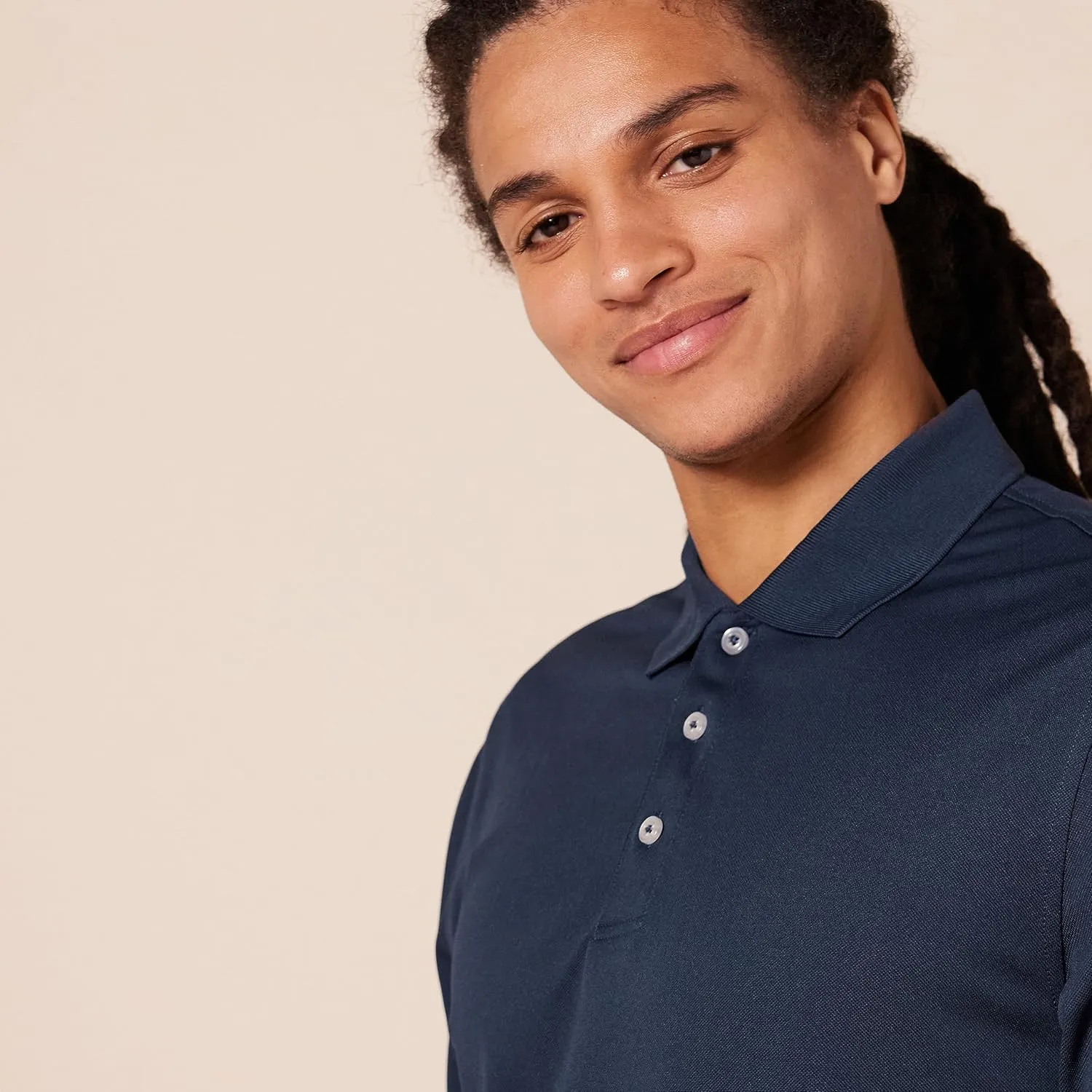 Amazon Essentials Men's Golf Polo Shirt, Short Sleeve, Slim-Fit, Quick-Dry