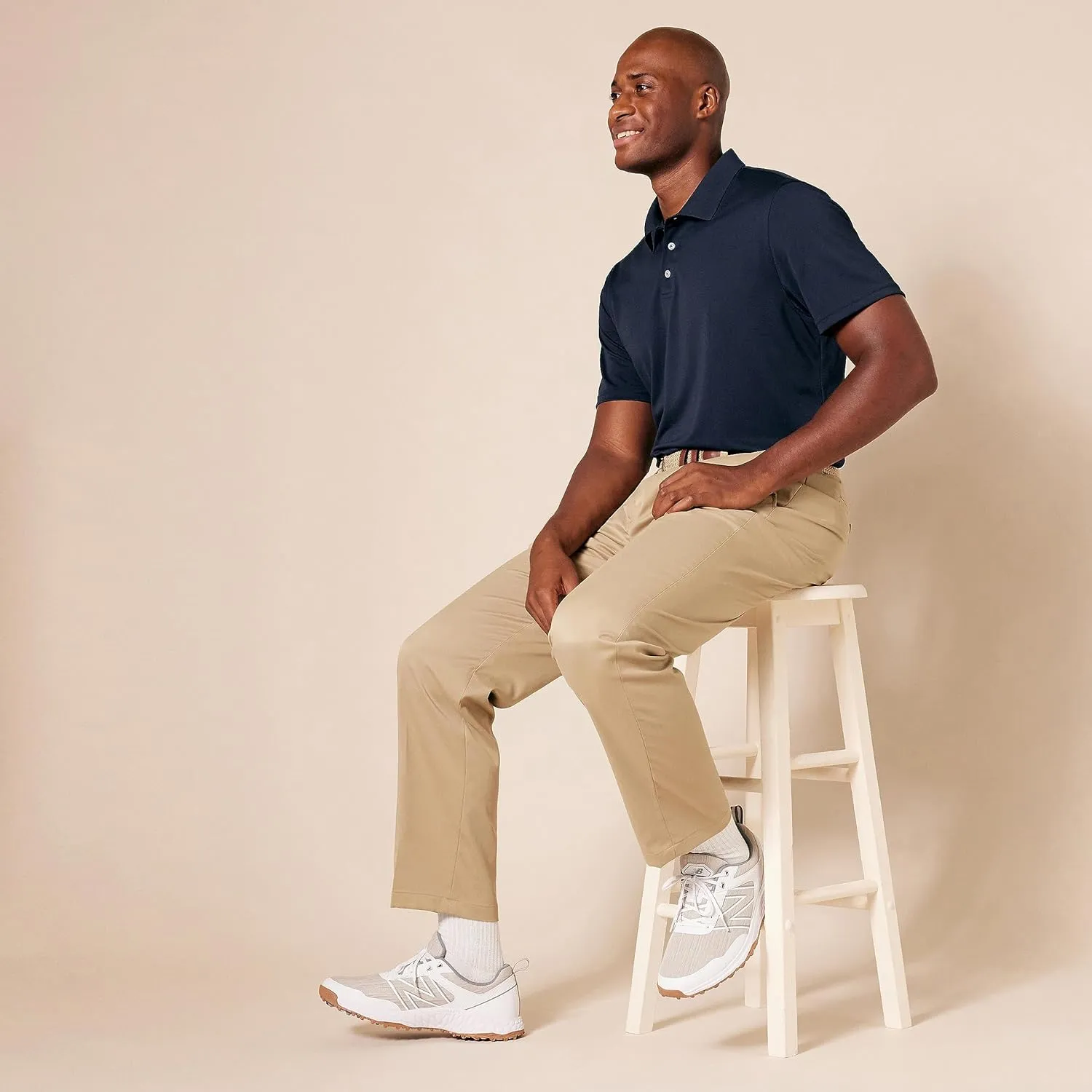 Amazon Essentials Men's Golf Polo Shirt, Short Sleeve, Slim-Fit, Quick-Dry
